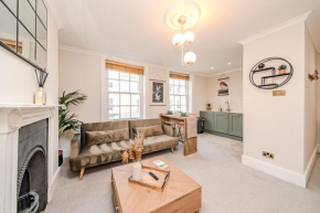 Elegant 1 Bedroom Flat Near Brighton Pier and Lively Kemptown